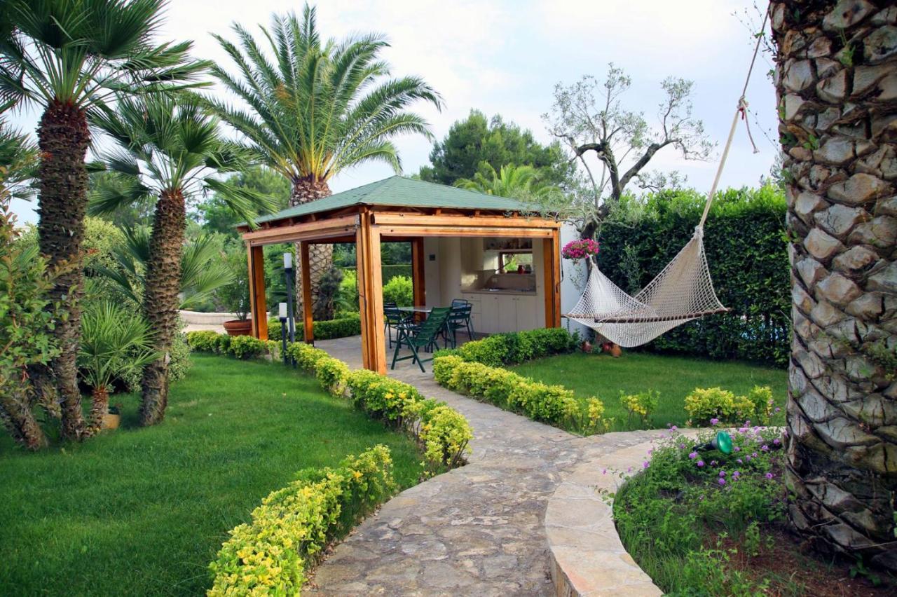 Trullo Al Monte Bed and Breakfast Ceglie Messapica Eksteriør billede